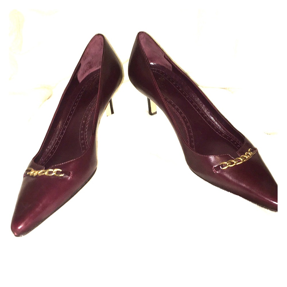 Burgundy Brooks Brothers heels as 8